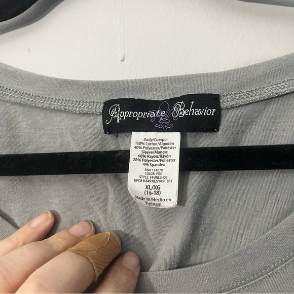 Appropriate Behavior gray layered tshirt size xl y2k vtg - Picture 3 of 4